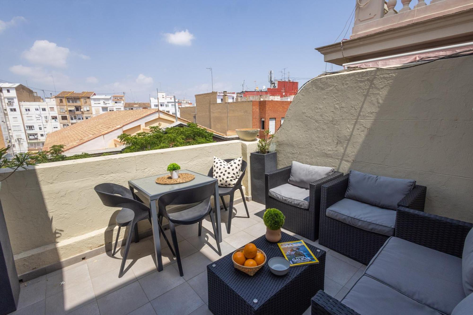 Florit Flats - Stylish 2 Bedroom Ac Wifi Terrace Attic In Valencia Center Esterno foto